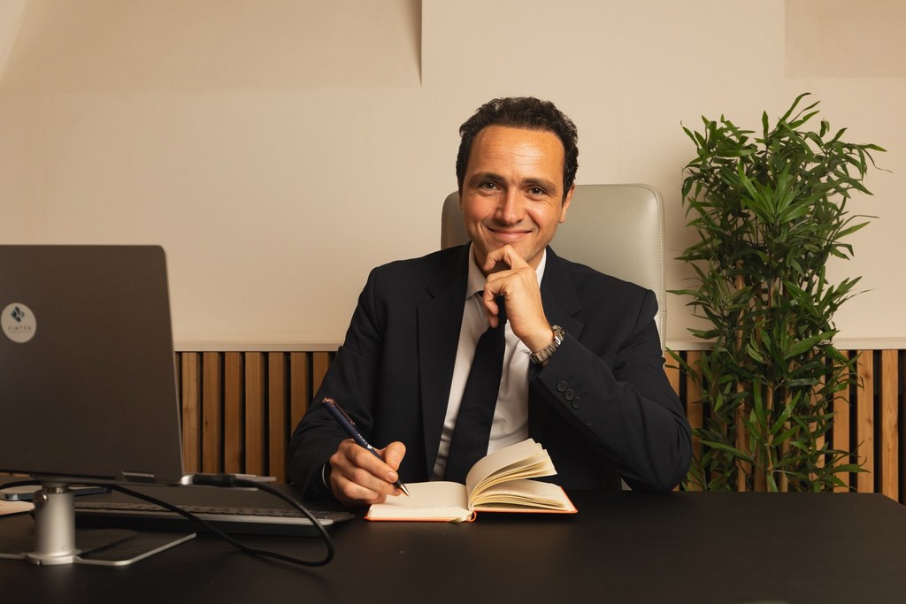 Jonathan El grably - FINTEK