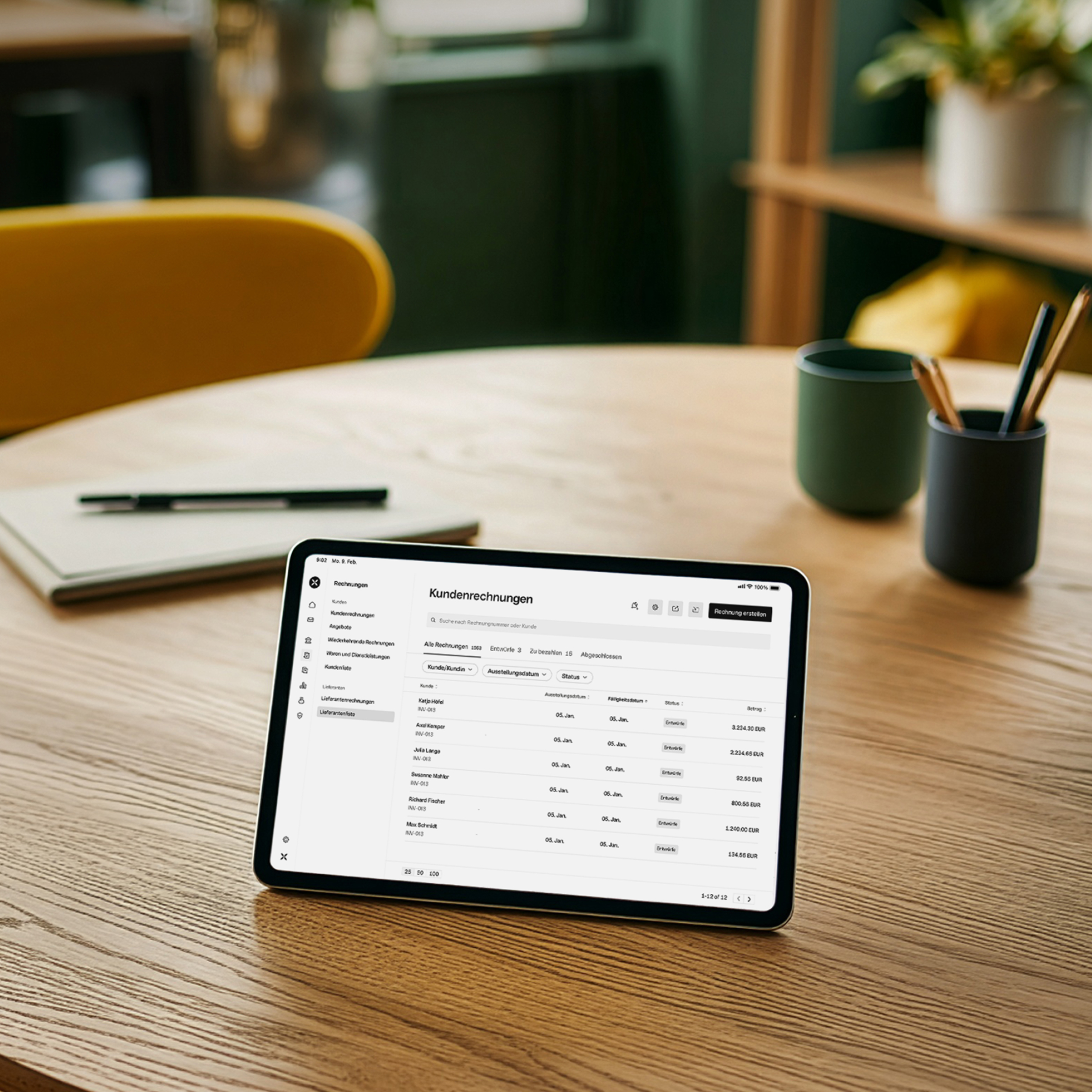 WEB  AT BrandMockup  Hero TopicHighlight Bento Headline Cards Tiles BM04 Client Invoicing WbRvmp